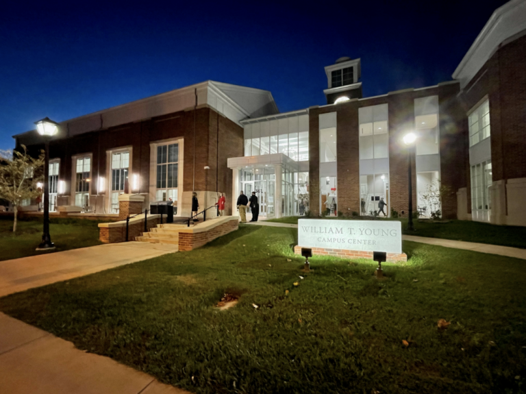 Transylvania holds Dedication Ceremony for New Campus Center