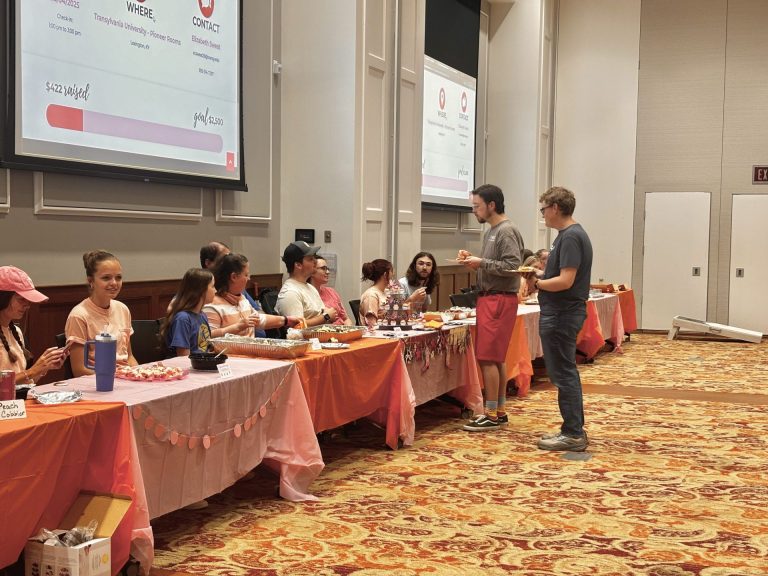 GALLERY: Phi Mu Hosts Annual “Cupcake Wars” Event for Philanthropy